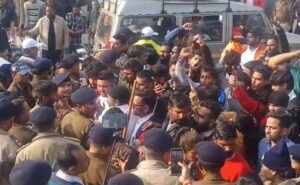 Kotdwar: 30 साल पुरानी दुकान पर विवाद, ‘बाबा’ नाम पर बवाल !