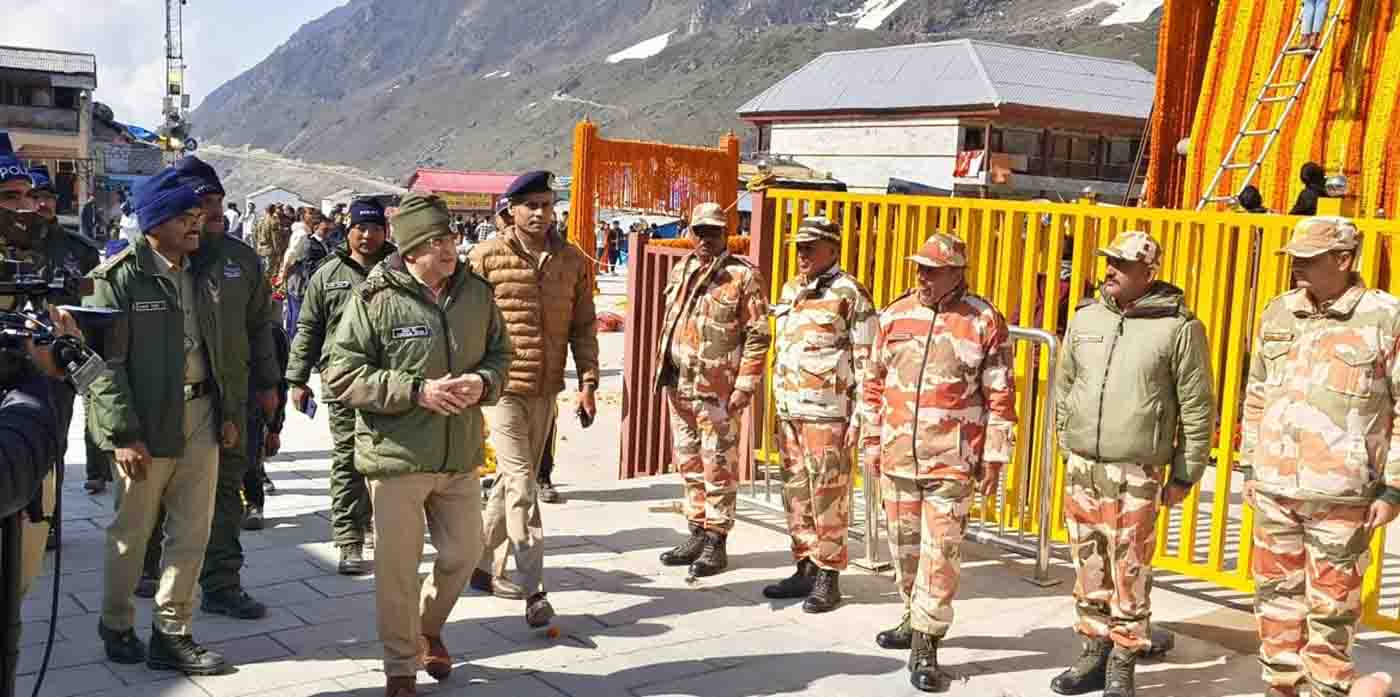 Kedarnath: केदारनाथ तीर्थयात्रियों के लिए सुरक्षा की गई कड़ी, ‘ऑपरेशन कालनेमि’ से असामाजिक तत्वों पर नजर