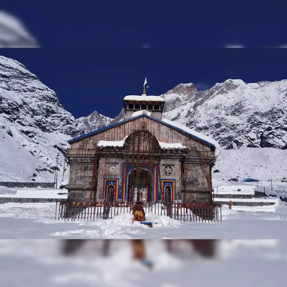 Kedarnath: भारी बर्फबारी से केदारनाथ में तैयारियों में बाधा, 22 अप्रैल को खुलने हैं कपाट