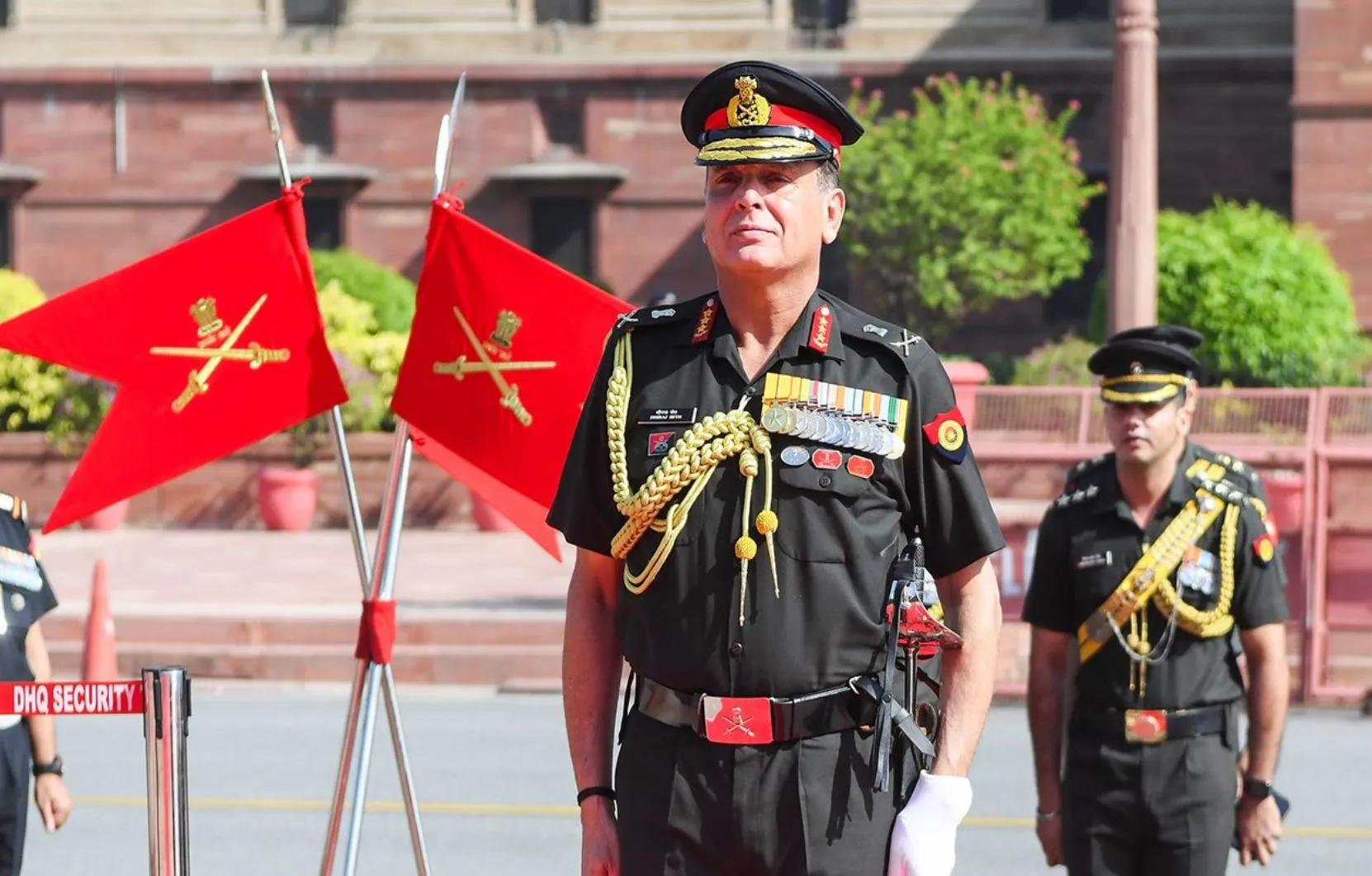 लेफ्टिनेंट जनरल धीरज सेठ होंगे भारतीय सेना के नए चीफ, जनरल उपेंद्र द्विवेदी की लेंगे जगह
