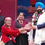 राज्यपाल गुरमीत सिंह ने प्रसिद्ध नंदा देवी मंदिर में की पूजा-अर्चना