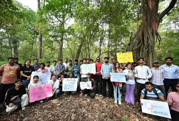 देहरादून-ऋषिकेश राष्ट्रीय राजमार्ग पर विकास और पर्यावरण के बीच छिड़ी जंग