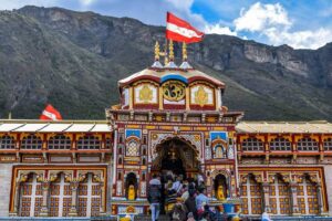 मुख्यमंत्री धामी ने बद्रीनाथ चंदे में हेराफेरी के खिलाफ सख्त कार्रवाई का किया वादा